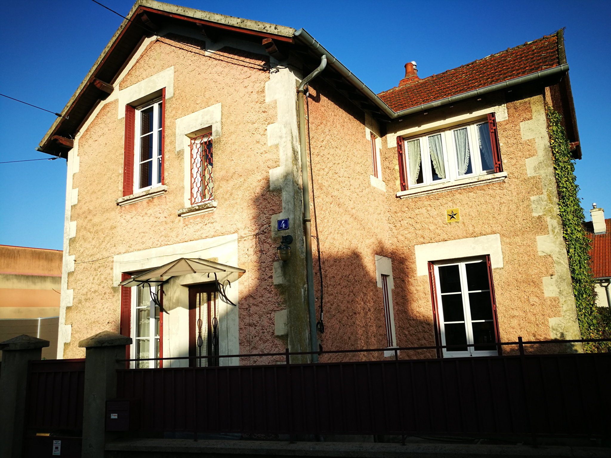 vente Maison indépendante de 5 pièces au centre ville de Nevers